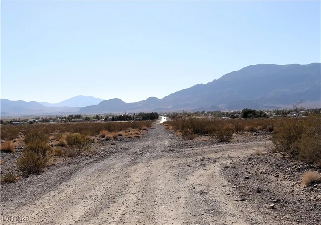 2nd image of 1130 E Harris Farm Rd, Pahrump, NV 89060 | MLS# 2710271