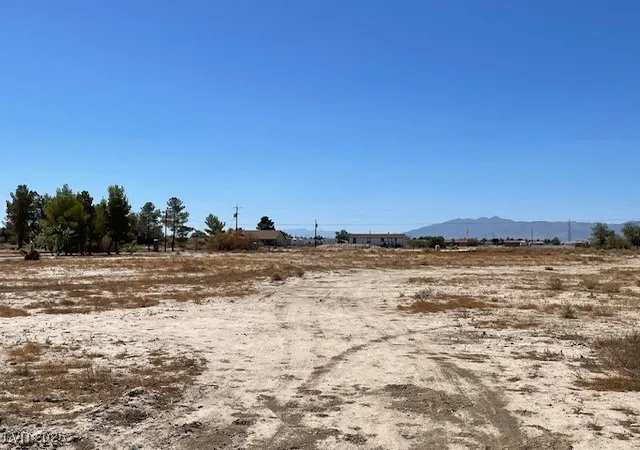 2nd image of 2821 W Silver Sage Dr, Pahrump, NV 89060 | MLS# 2713019