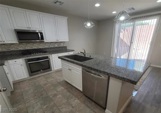 3rd image of 5738 Bear Springs St, North Las Vegas, NV 89031 | MLS# 2715066