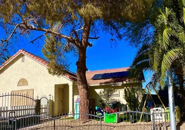 3rd image of 1747 Angel Falls St, Las Vegas, NV 89142 | MLS# 2715048