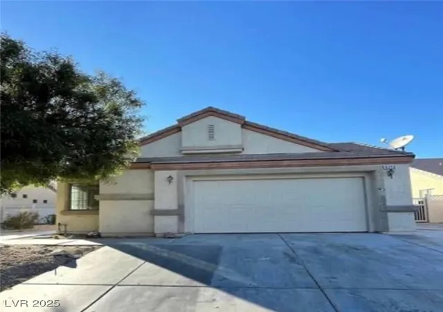 Photo 1 of Single family home for sale at 5713 Lawrence St, North Las Vegas, NV 89081 | MLS# 2715029 | Listing updated on 2026-10-01