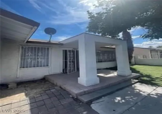 Photo 2 of Single family home for sale at 2932 Demetrius Ave, Las Vegas, NV 89101 | MLS# 2715039 | Listing updated on 2025-09-01