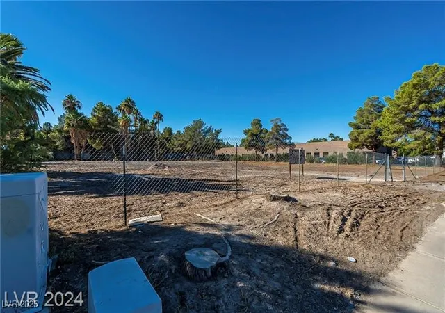 2nd image of 3515 E Sunset Rd, Las Vegas, NV 89120 | MLS# 2728341