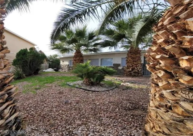 Photo 20 of Single family home for sale at 309 Rossmoyne Ave, North Las Vegas, NV 89030 | MLS# 2731735 | Listing updated on 2025-11-01