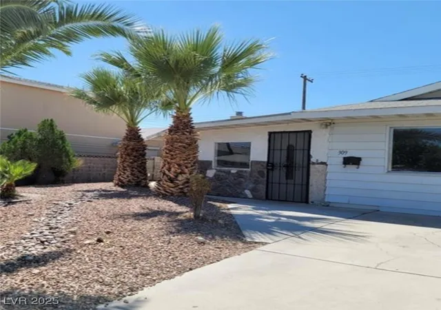 Photo 2 of Single family home for sale at 309 Rossmoyne Ave, North Las Vegas, NV 89030 | MLS# 2731735 | Listing updated on 2025-11-01