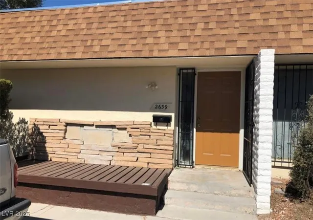 Photo 1 of Townhouse for sale at 2639 Heritage Dr, Las Vegas, NV 89121 | MLS# 2731985 | Listing updated on 2025-11-01