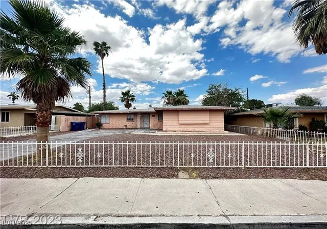 Photo 1 of Single family home for sale at 2013 Bracken Ave, Las Vegas, NV 89104 | MLS# 2732426 | Listing updated on 2025-11-05