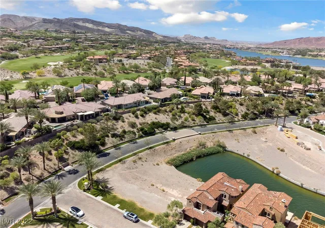 2nd image of 3 Via Del Garda, Henderson, NV 89011 | MLS# 2392769
