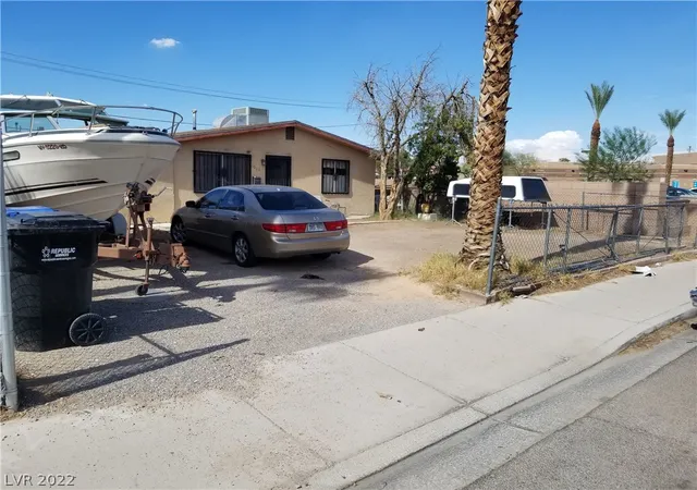 Photo 3 of Sale Pending at 1030 W Lake Mead Blvd, Las Vegas, NV 89106 | MLS# 2424317 | Listing updated on 2026-08-27