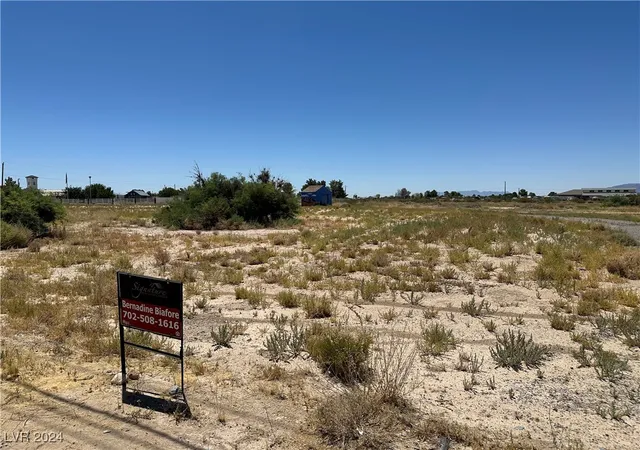 Photo 4 of Land for sale at 281 W Mesquite Ave, Pahrump, NV 89060 | MLS# 2578689 | Listing updated on 2025-12-30