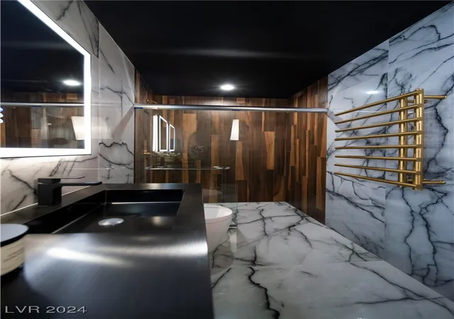2nd image of 924 S First St, Las Vegas, NV 89101