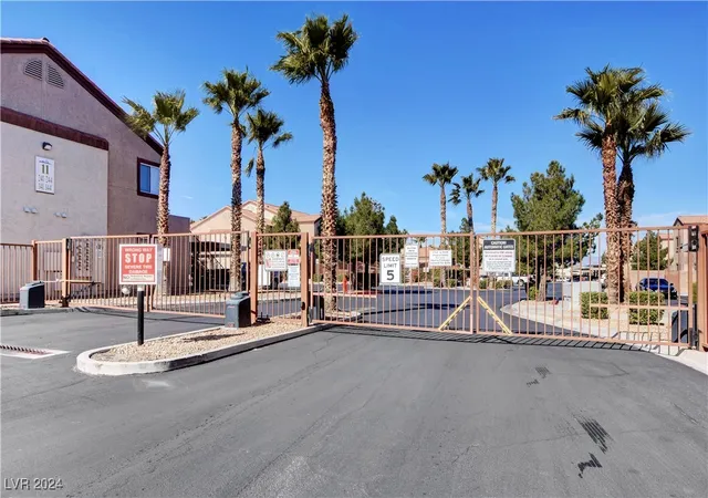 Homes for sale in Las Vegas, NV | 9580 W Reno Avenue, Las Vegas, NV 89148 | Houzeo
