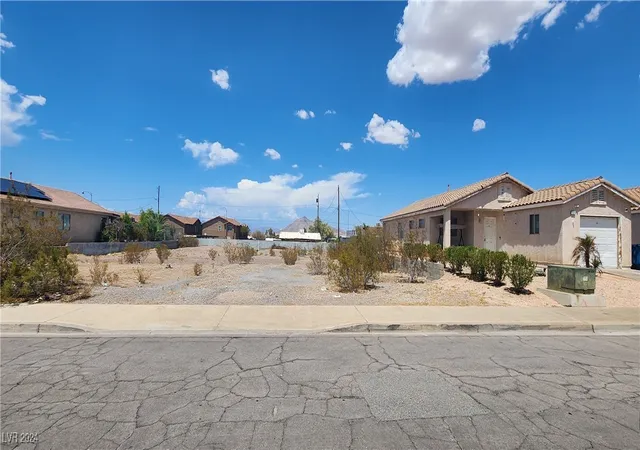 Photo 1 of Land for sale at 465 E Merlayne Dr, Henderson, NV 89011 | MLS# 2628457 | Listing updated on 2026-03-29