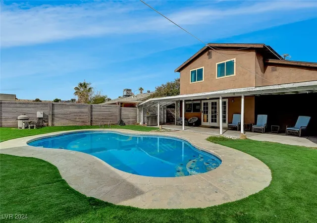 3rd image of 3933 Manford Cir, Las Vegas, NV 89104 | MLS# 2632503