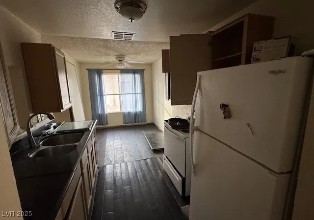 3rd image of 2761 Mountain Vista St, Las Vegas, NV 89121 | MLS# 2641763