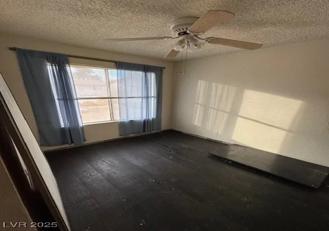5th image of 2761 Mountain Vista St, Las Vegas, NV 89121 | MLS# 2641763
