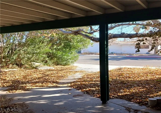 Photo 4 of Single family home for sale at 2612 Cabot St, Las Vegas, NV 89102 | MLS# 2648403 | Listing updated on 2026-06-01
