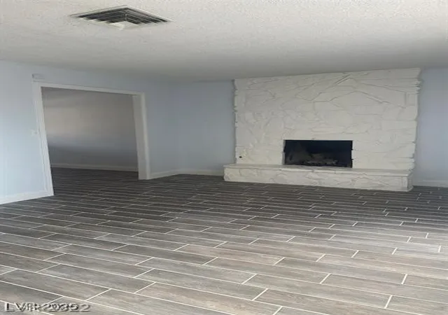 Photo 4 of Single family home for sale at 4300 Don Quixote St, Las Vegas, NV 89121 | MLS# 2661679 | Listing updated on 2026-04-05