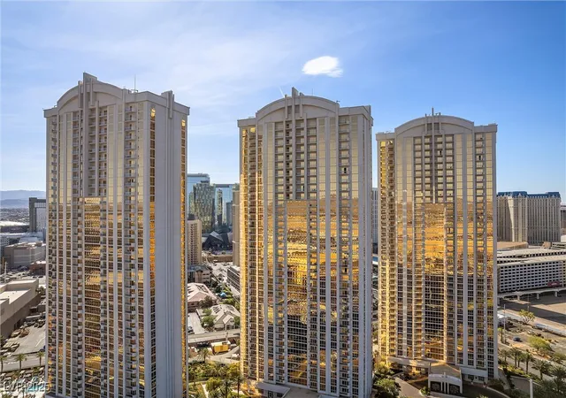 4th image of 135 E Harmon Ave #221, Las Vegas, NV 89109 | MLS# 2665704