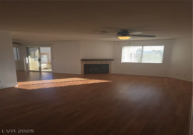 2nd image of 2232 Aspen Mirror Way #204, Laughlin, NV 89029 | MLS# 2666771