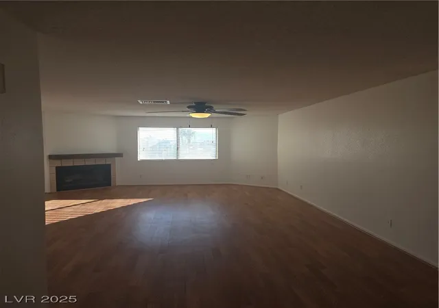 3rd image of 2232 Aspen Mirror Way #204, Laughlin, NV 89029 | MLS# 2666771