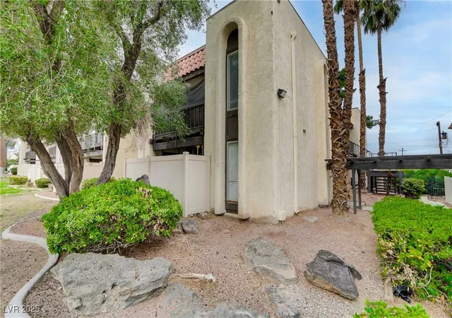 21st image of 1390 Vegas Valley Dr #26, Las Vegas, NV 89169 | MLS# 2685265