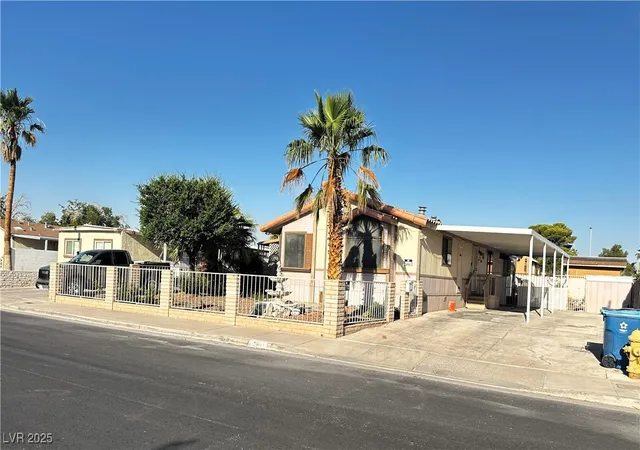 Photo 3 of Manufactured home for sale at 3603 Huerta Dr, Las Vegas, NV 89121 | MLS# 2687003 | Listing updated on 2026-08-01