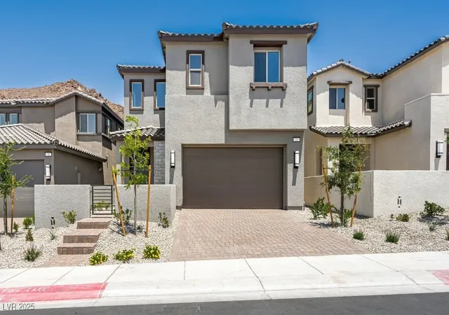 Homes for sale in Henderson, NV | 72 Via Montoro, Henderson, NV 89011 | MLS# 2687653