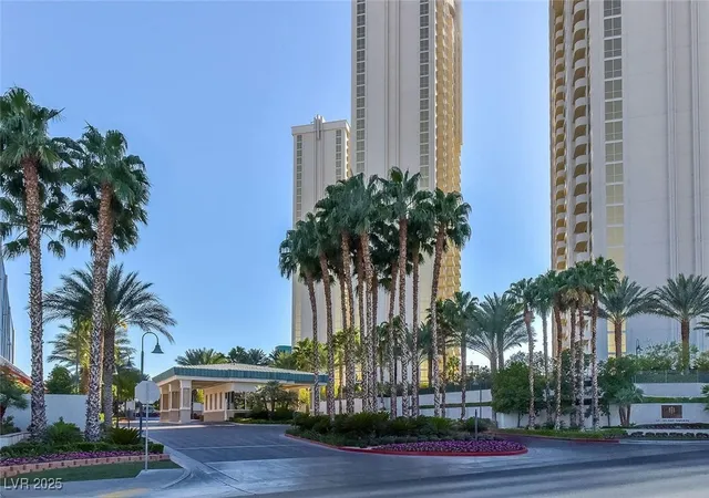 Photo 2 of Condo for sale at 135 E Harmon Ave #1401, Las Vegas, NV 89109 | MLS# 2689014 | Listing updated on 2026-06-23