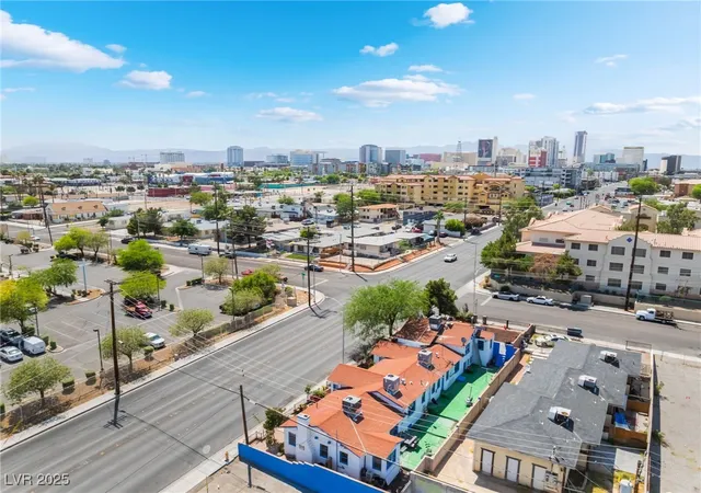 49th image of 300 N 14th St, Las Vegas, NV 89101 | MLS# 2689469