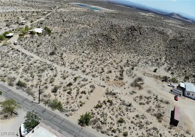 4th image of E Hobson, Searchlight, NV 89046 | MLS# 2703964
