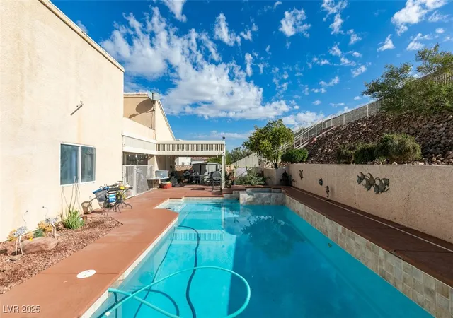 3rd image of 1860 Racine Dr, Las Vegas, NV 89156 | MLS# 2710131
