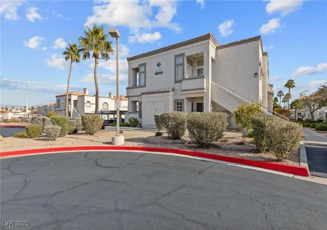Photo 3 of Condo for sale at 3125 N Buffalo Dr #1078, Las Vegas, NV 89128 | MLS# 2716776 | Listing updated on 2026-08-18