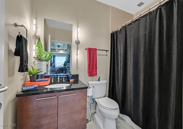 Homes for sale in Las Vegas, NV | 900 Las Vegas Blvd #1403, Las Vegas, NV 89101 | MLS# 2719146
