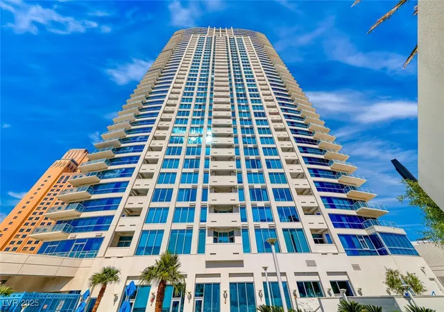 Photo 1 of Sale Pending at 2700 Las Vegas Blvd #906, Las Vegas, NV 89109 | MLS# 2719431 | Listing updated on 2026-07-31