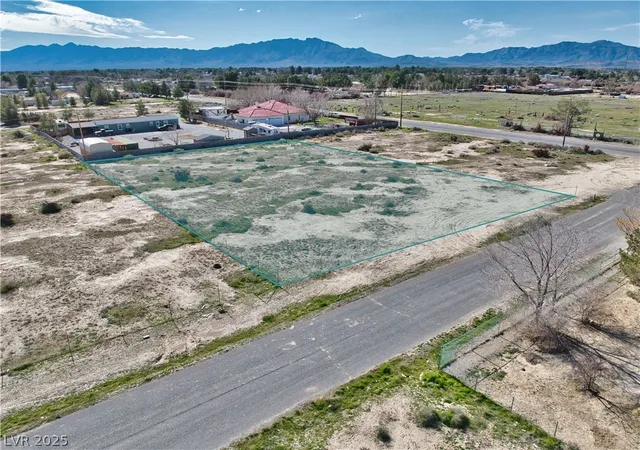 Homes for sale in Pahrump, NV | 951 W Betty Ave, Pahrump, NV 89060 | MLS# 2722852