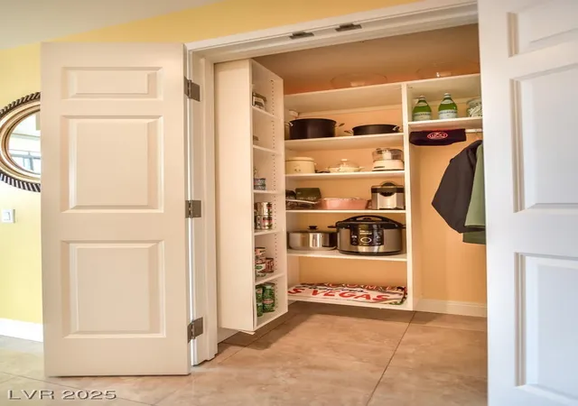 4th image of 200 W Sahara Ave #601, Las Vegas, NV 89102 | MLS# 2722874