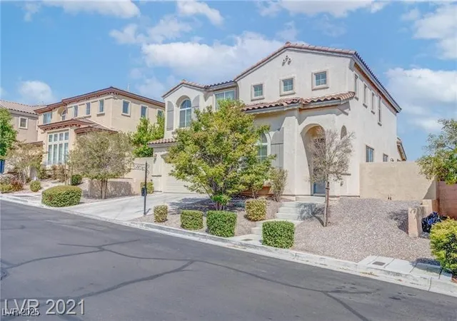 4th image of 612 El Loro St, Las Vegas, NV 89138 | MLS# 2722878
