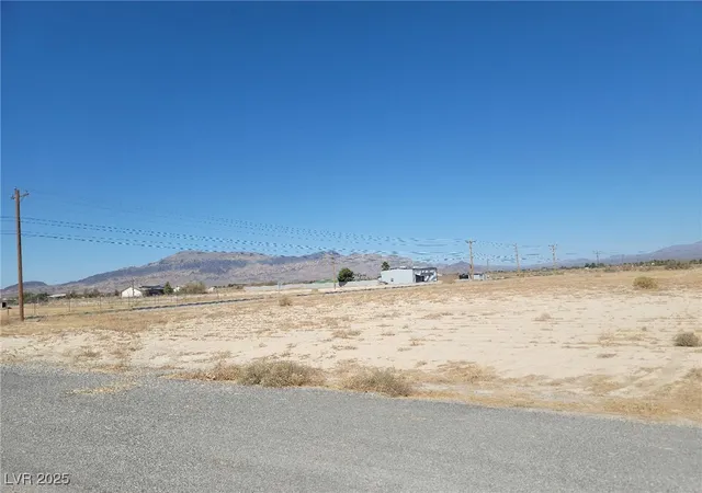 Homes for sale in Pahrump, NV | 20 E Patricia Cir, Pahrump, NV 89060 | MLS# 2723257