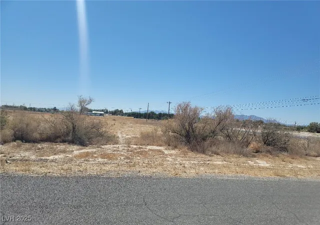 Homes for sale in Pahrump, NV | 21 E Bonita Ave, Pahrump, NV 89060 | MLS# 2723261