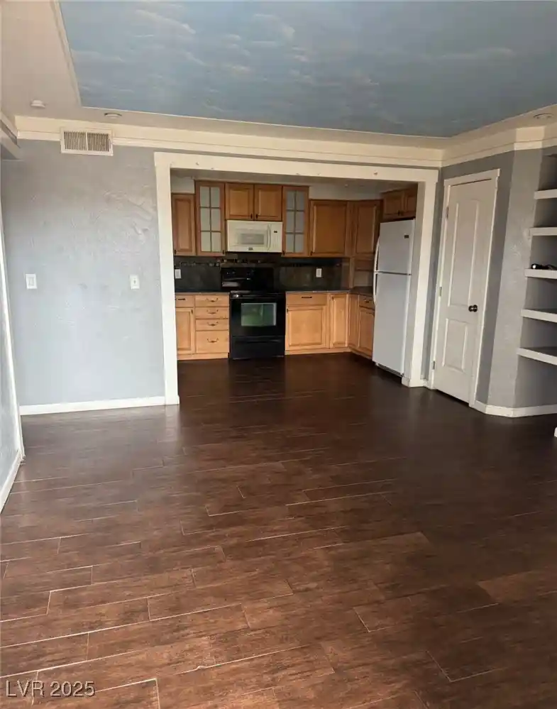 Condo for sale at 585 S Royal Crst Cir #13, Las Vegas, NV 89169 | MLS# 2725836