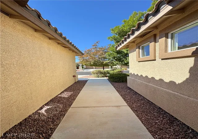 Photo 3 of Single family home for sale at 5891 E Alfano Ave, Pahrump, NV 89061 | MLS# 2724627 | Listing updated on 2026-05-14