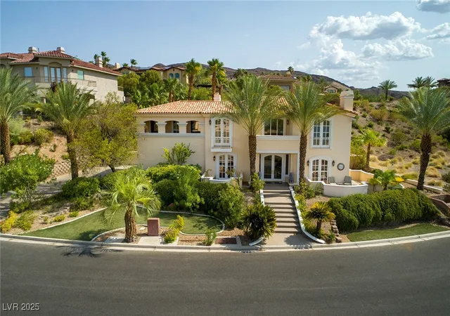 Homes for sale in Henderson, NV | 21 Grand Corniche Dr, Henderson, NV 89011 | MLS# 2725996