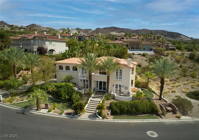 Homes for sale in Henderson, NV | 21 Grand Corniche Dr, Henderson, NV 89011 | MLS# 2725996