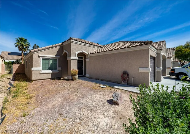 Photo 3 of Single family home for sale at 3924 W Colton Ave, North Las Vegas, NV 89032 | MLS# 2725914 | Listing updated on 2026-06-25