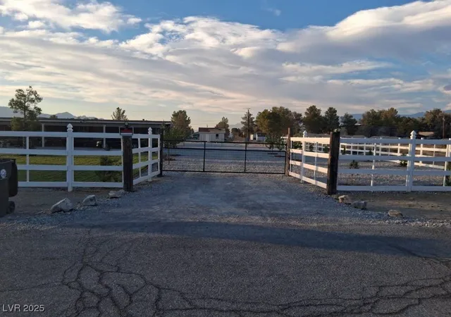 Photo 1 of Manufactured home for sale at 1080 Shady Ln, Pahrump, NV 89060 | MLS# 2725752 | Listing updated on 2026-05-26