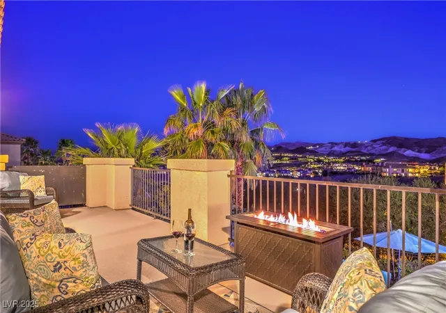 Homes for sale in Henderson, NV | 79 Rezzonico Dr, Henderson, NV 89011 | MLS# 2726675
