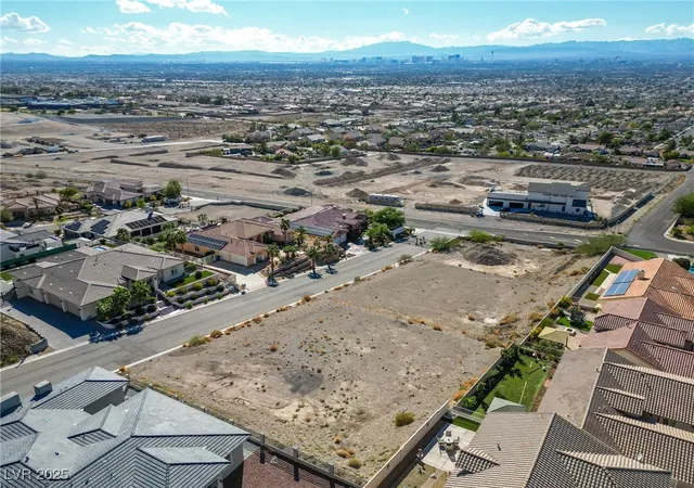 2nd image of 7150 Pico Rio Ct, Las Vegas, NV 89156 | MLS# 2726148
