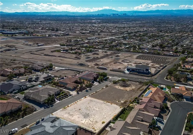 3rd image of 7150 Pico Rio Ct, Las Vegas, NV 89156 | MLS# 2726148
