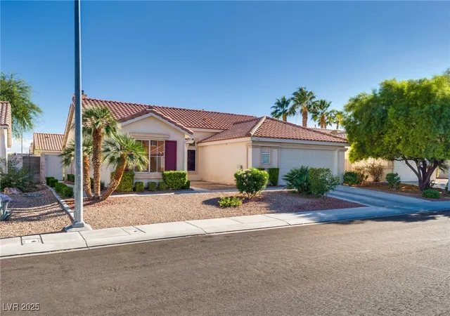 2nd image of 1705 Night Shadow Ave, North Las Vegas, NV 89031 | MLS# 2727281